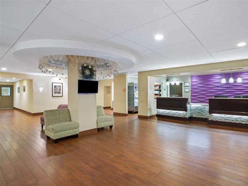 La Quinta By Wyndham Springfield Exterior foto